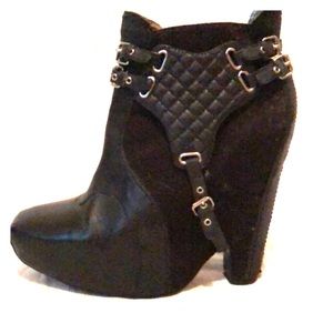 Sam Edelman Zoe bootie
